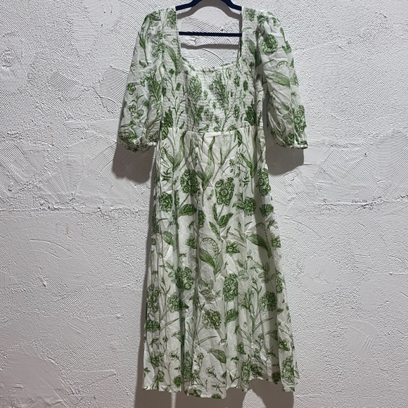Olivia James Dresses & Skirts - Olivia James White Maxi Dress With Green Floral Size Medium